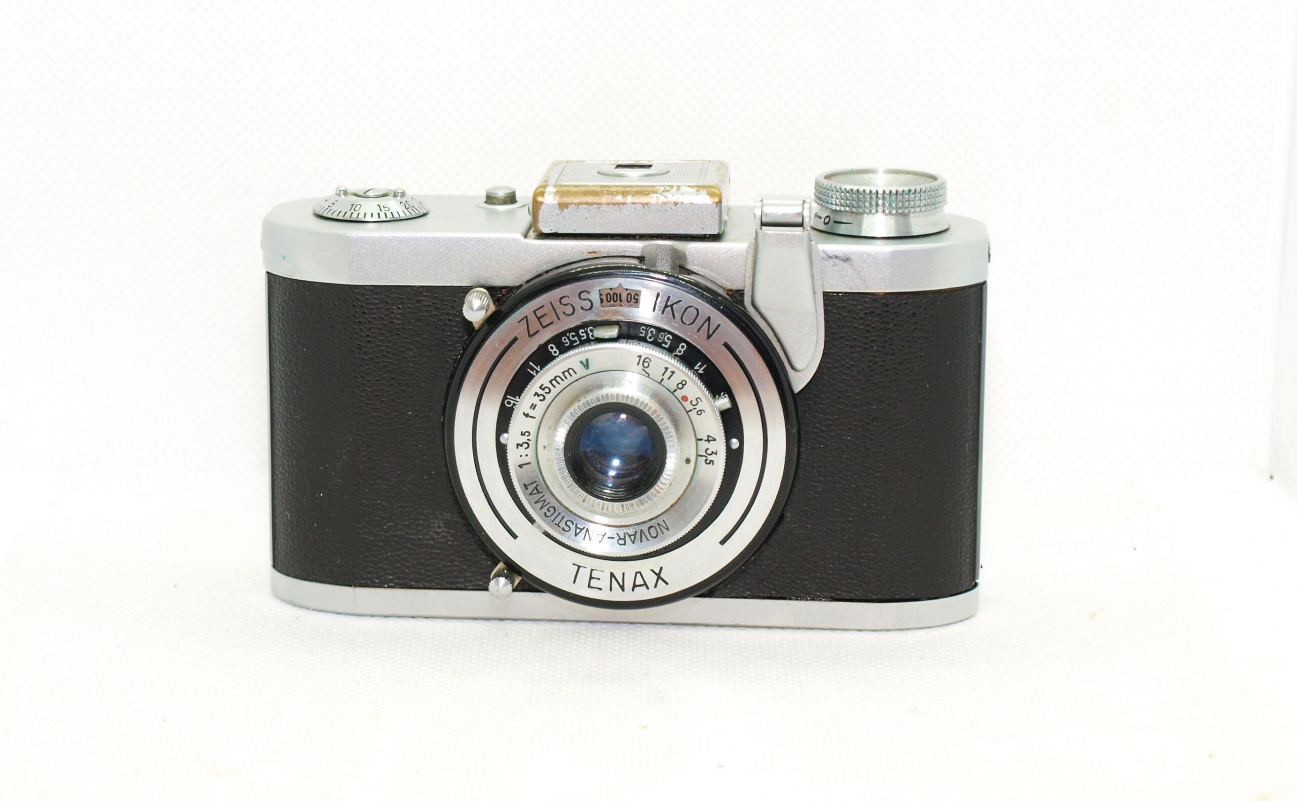 ZEISS IKON TENAX 24X24 Lens Novonar Anastigmat Germany - Vintage