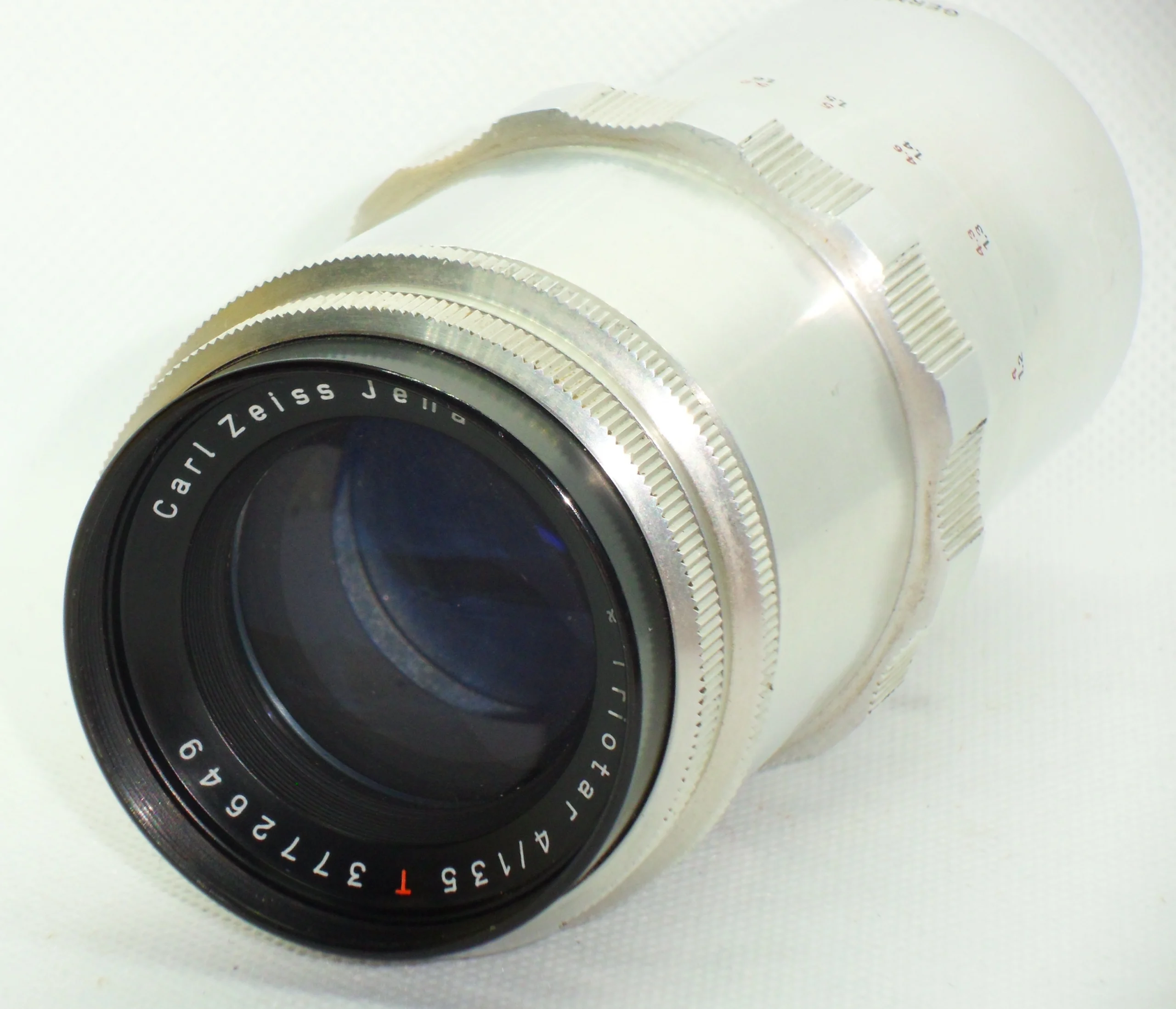 Carl Zeiss Jena Triotar 135mm f/4 Red T – Vintage Exakta